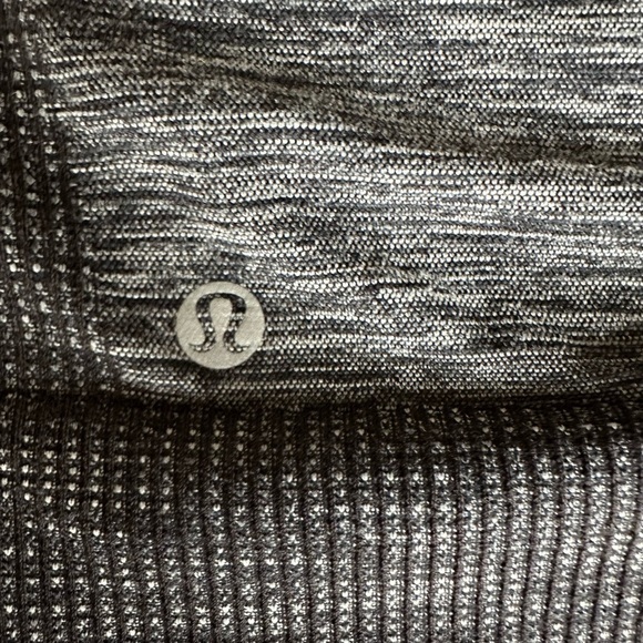 Lululemon Swiftly Wool 1/2 Zip Thermo 4-Way Stretch Shirt Women Sz 4 Black White - Picture 7 of 10